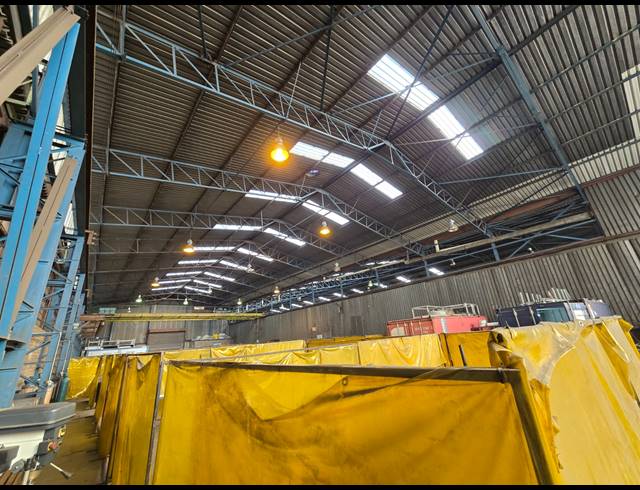 1,350M² FACTORY TO LET IN TUNNEY